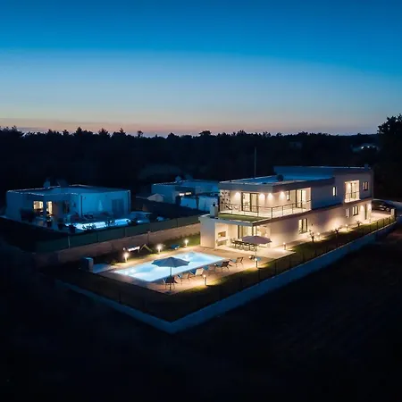 Artsi Villa Svetvincenat